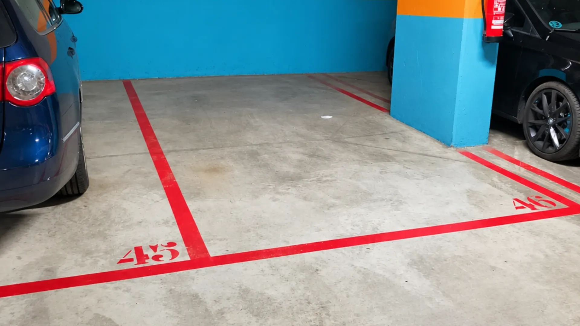 Plaza de garaje en el propio edificio